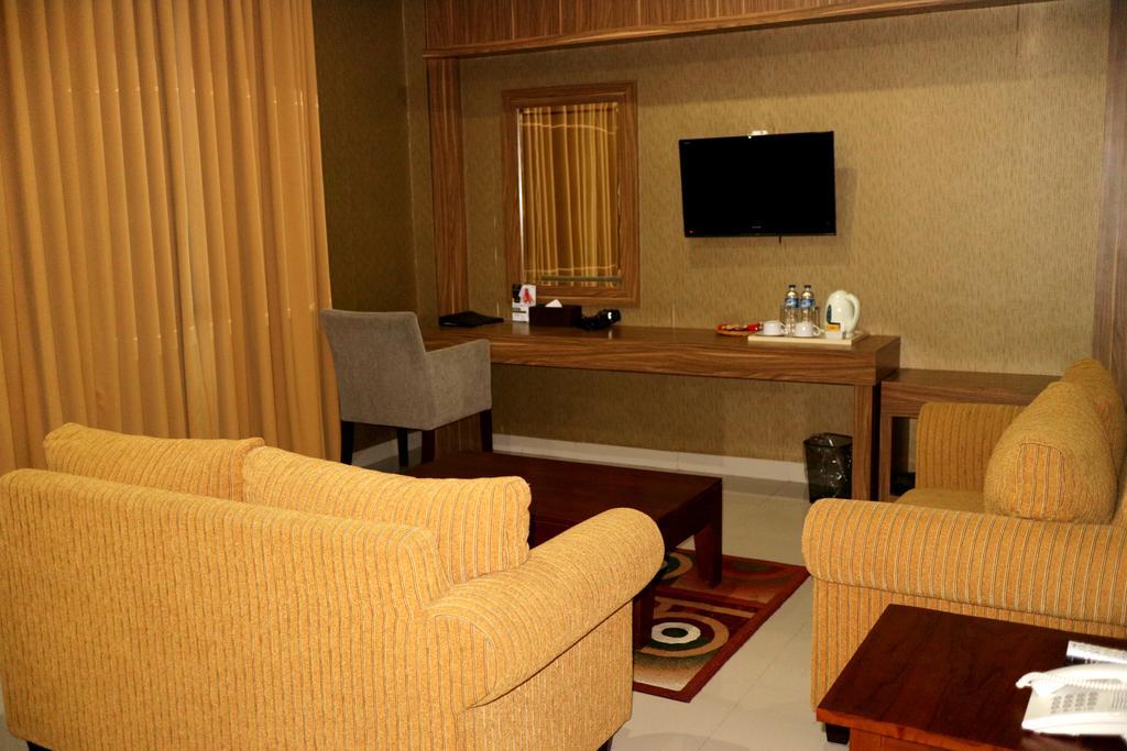 Grand Dian Boutique Hotel Cirebon Εξωτερικό φωτογραφία