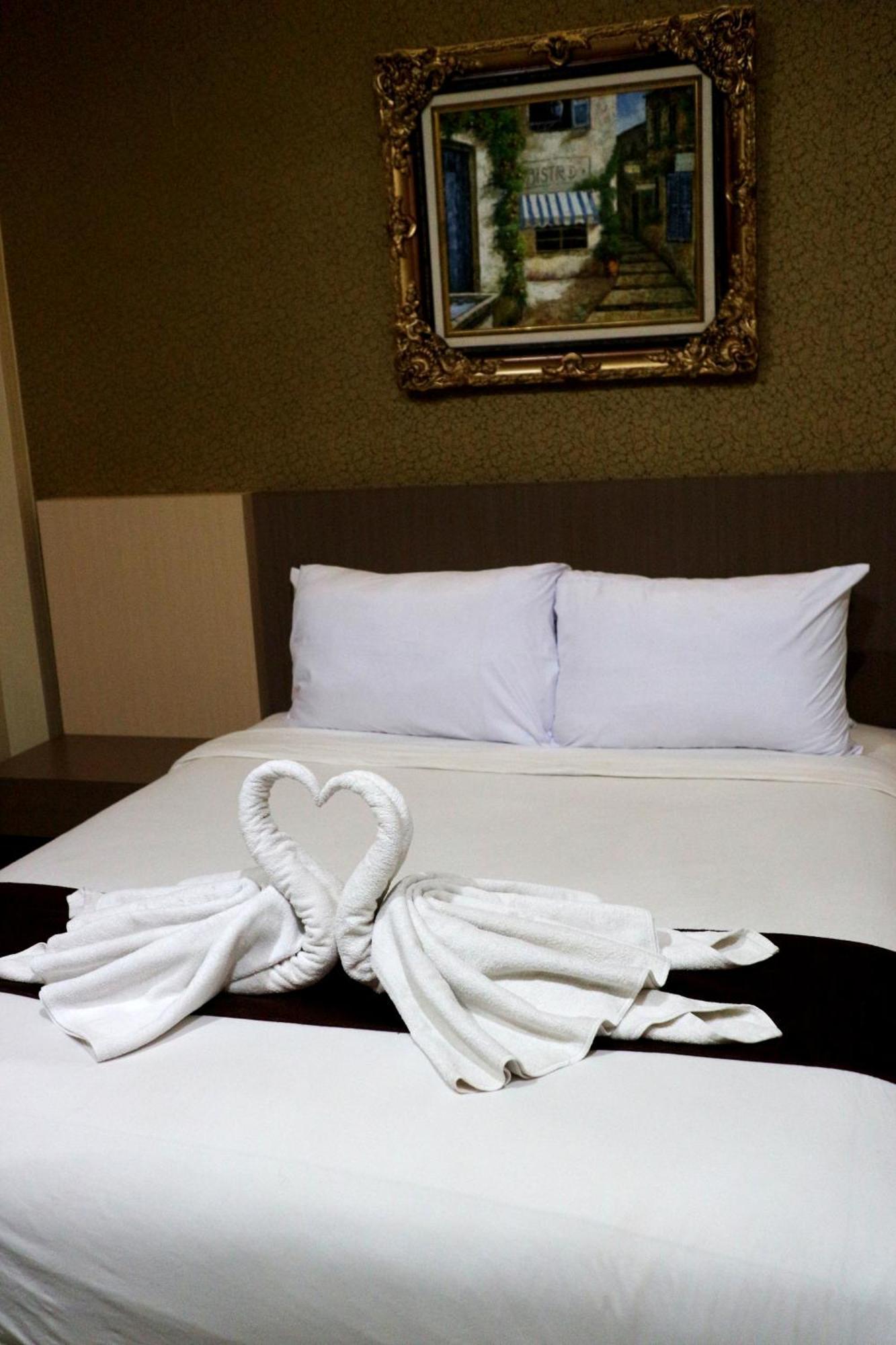 Grand Dian Boutique Hotel Cirebon Εξωτερικό φωτογραφία
